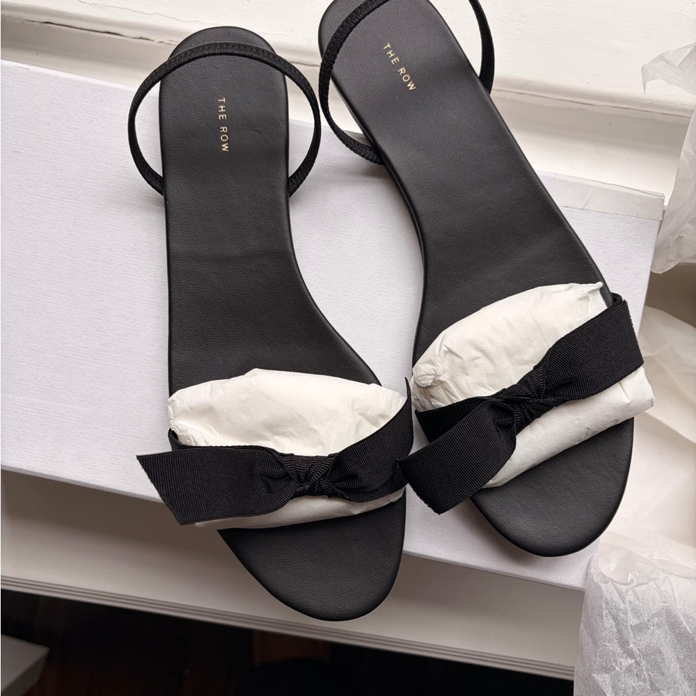 NEW IN BOX The Row Bow Sandal